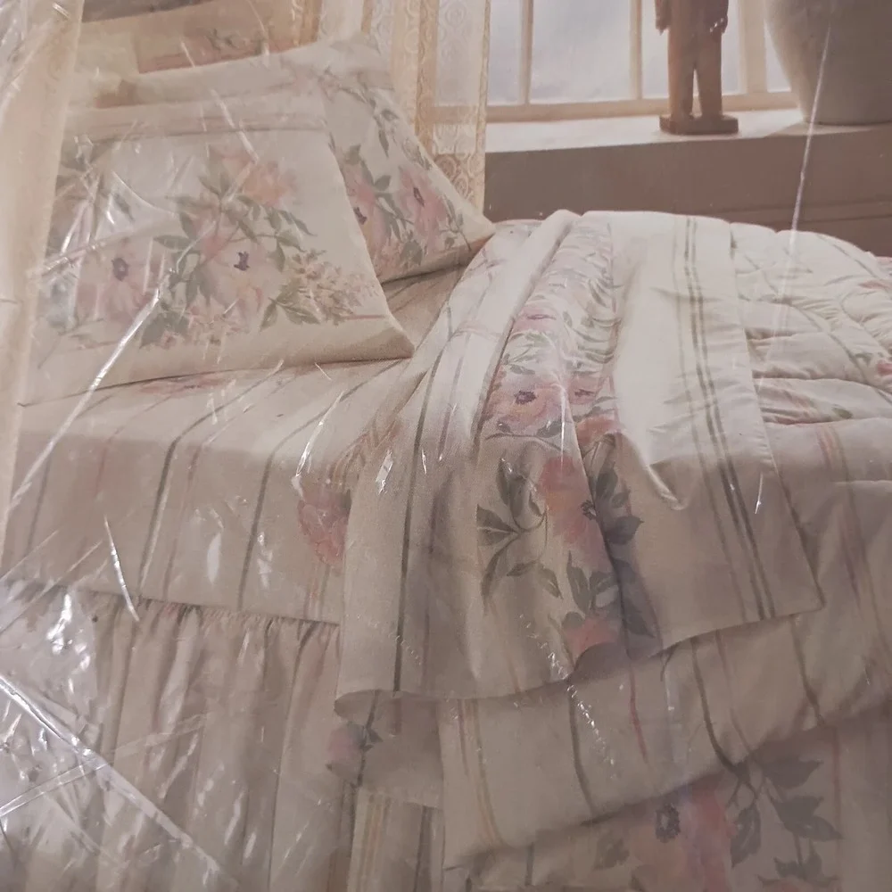 Vintage Burlington Caress II‎ Twin Flat Sheet Watercolor Floral New